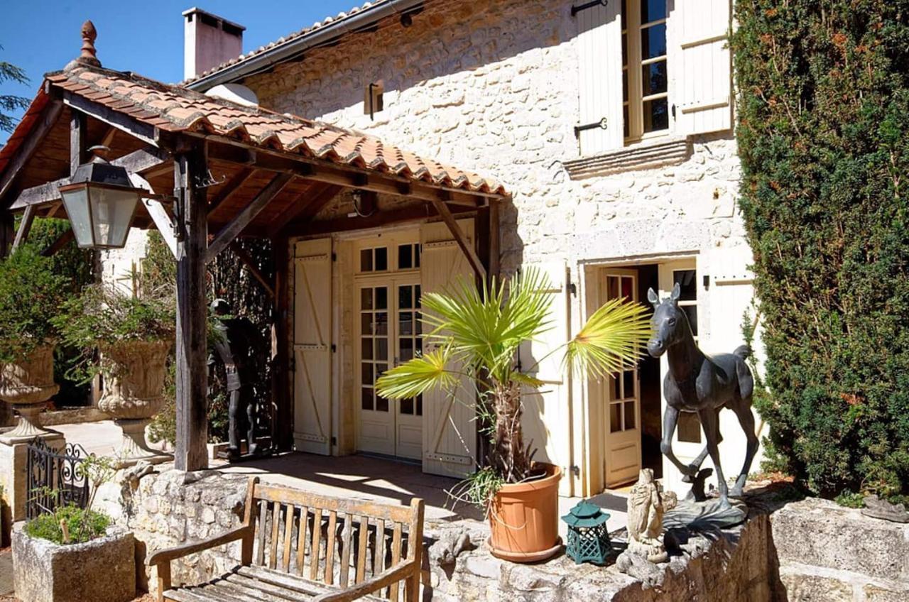 Les Grozilles Bed & Breakfast Feuillade Luaran gambar