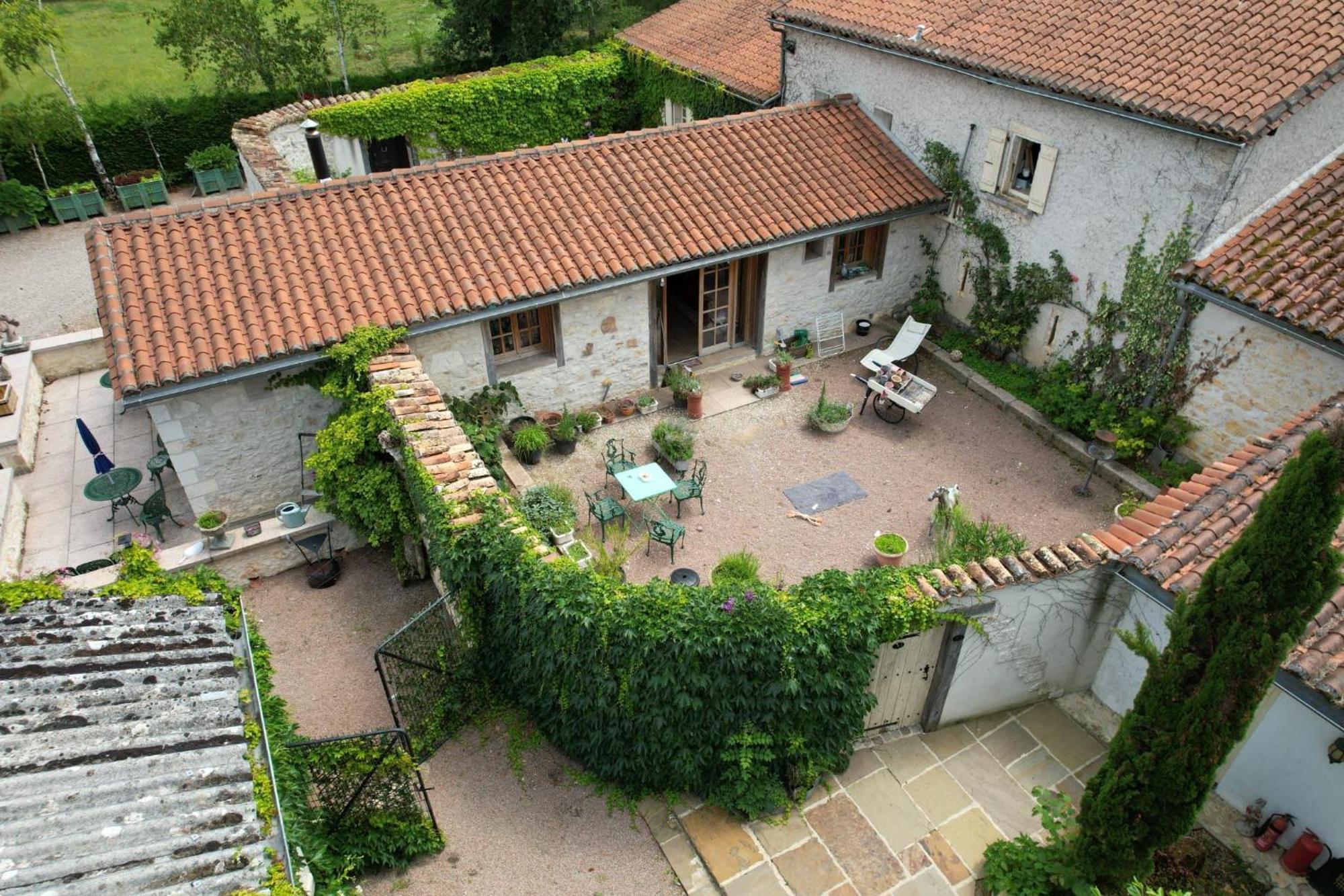 Les Grozilles Bed & Breakfast Feuillade Luaran gambar