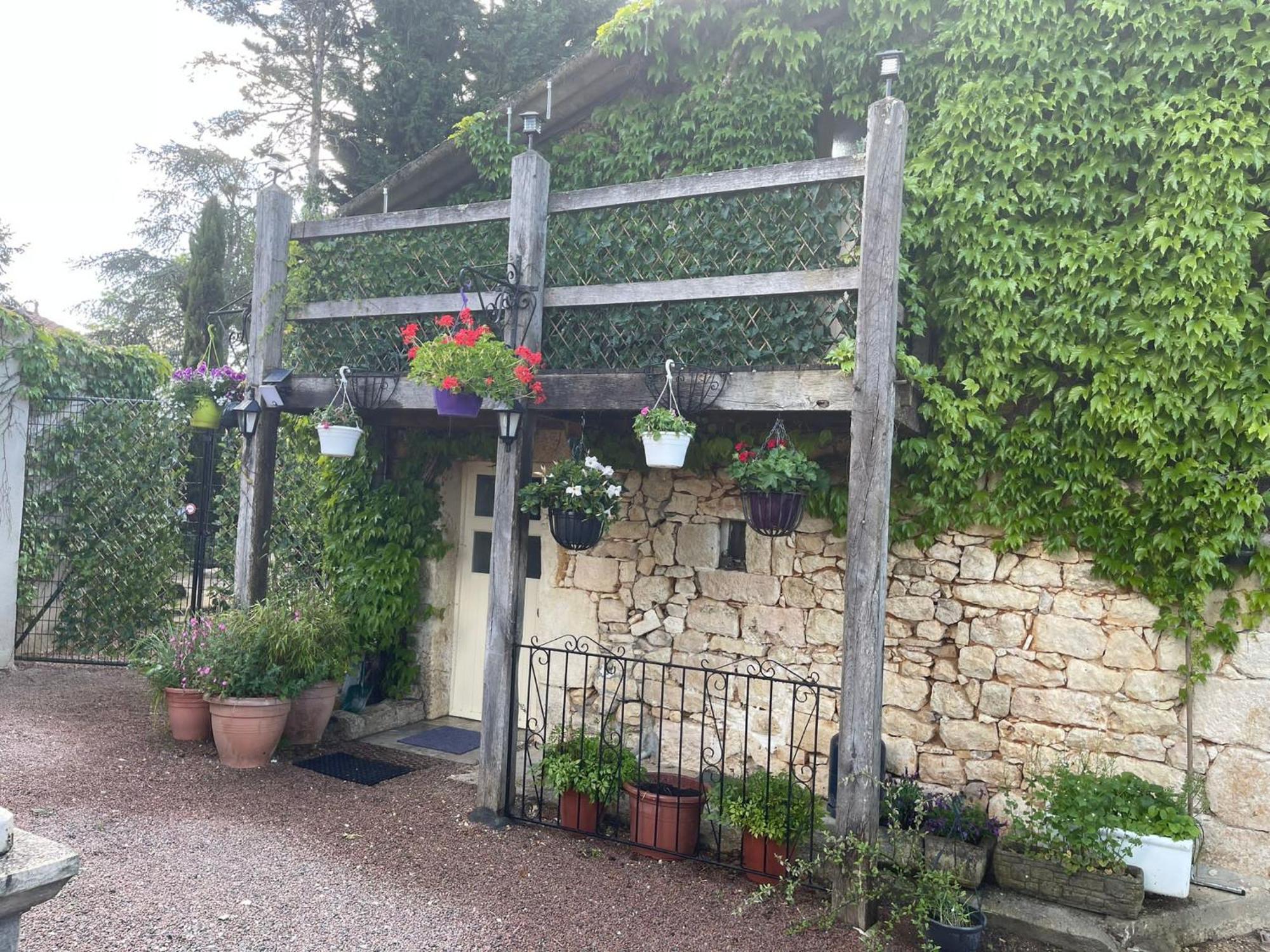 Les Grozilles Bed & Breakfast Feuillade Luaran gambar